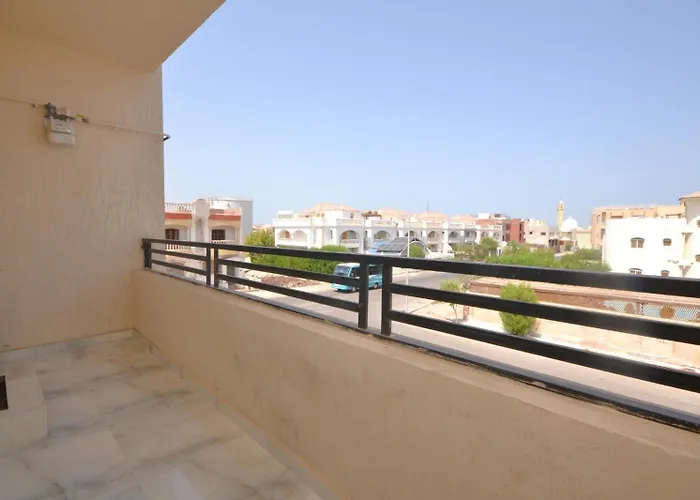 القليني للغرف السياحيه 2 Bedrooms *